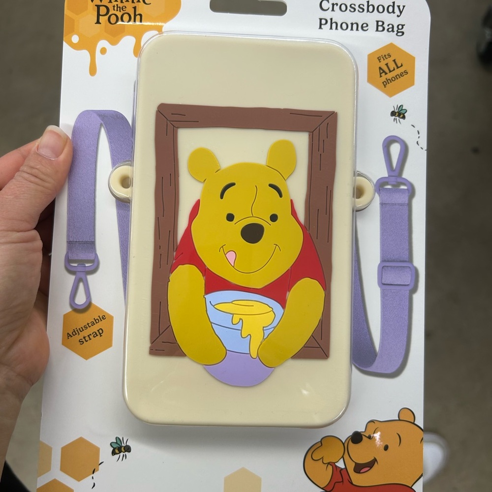 NWT Disney Winnie the Pooh Cream Crossbody Phone Bag